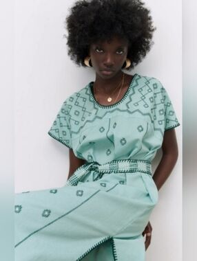 NWT Zara Mint Green Embroidered  Patterned Tunic Dress
